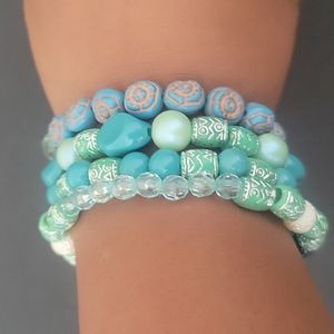 Women beaded bracelets